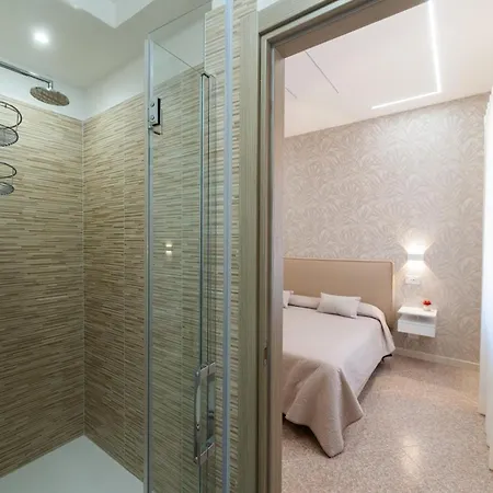 Leonardo's Couette-café 3*