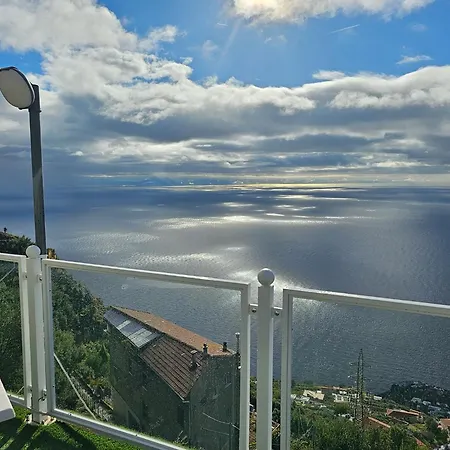 Alojamento de Acomodação e Pequeno-almoço Leonardo's 3*