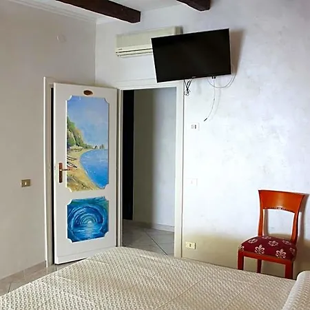 Bed & Breakfast Leonardo's 3*