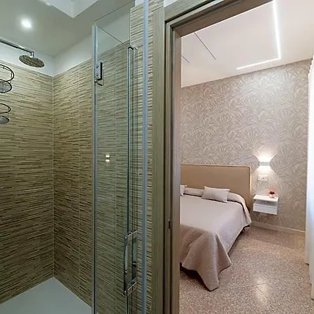 Leonardo's Bed & Breakfast 3*